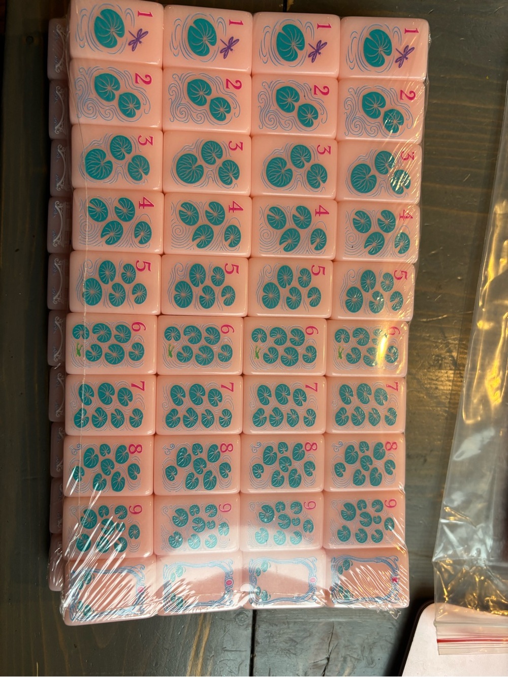 Pink Mahjong Tile Set - Decorative Game Tiles - Picture 4 of 10